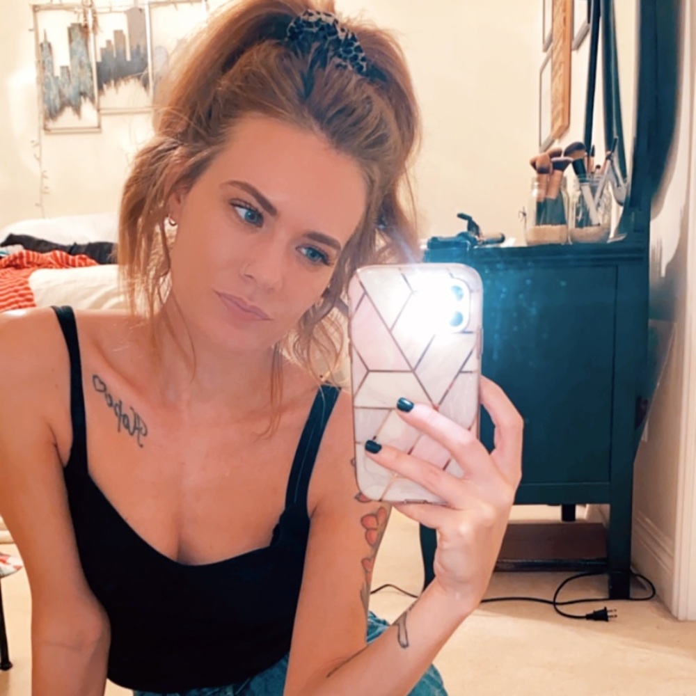 Meet your Posher, Brittany